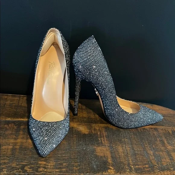 Elegant Black and Silver Women's Heels - Size 7 - Picture 1 of 12